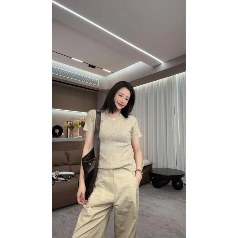 ANNI · Ani-A764 夏季新款字母刺绣简约圆领毛衣短袖T恤女