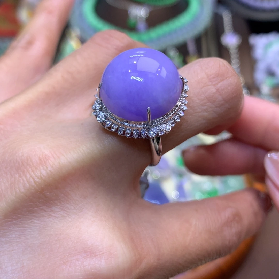 安***神翡翠18K金镶嵌颈饰