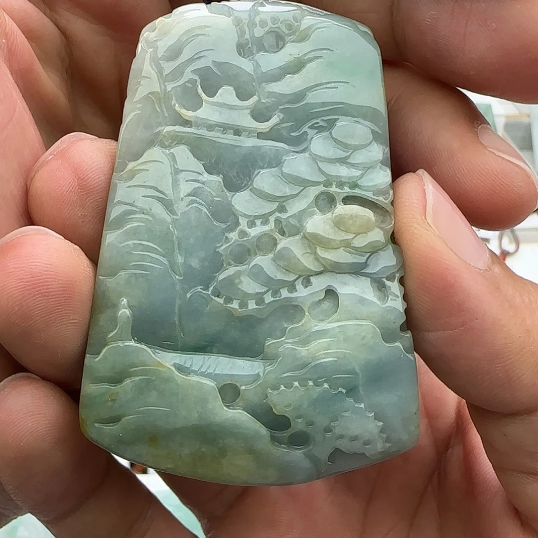 翡翠未镶嵌颈饰翡翠