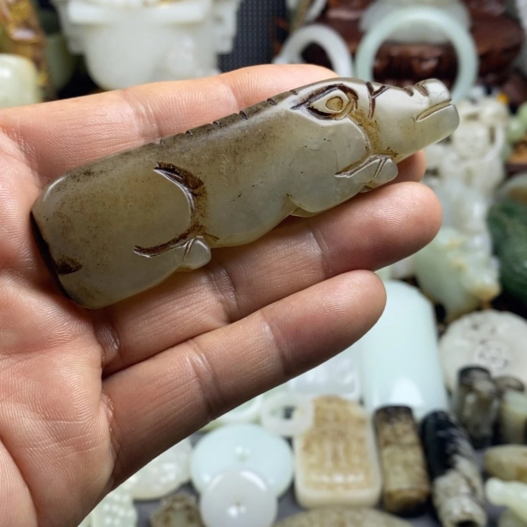 和田玉（糖玉）未镶嵌颈饰