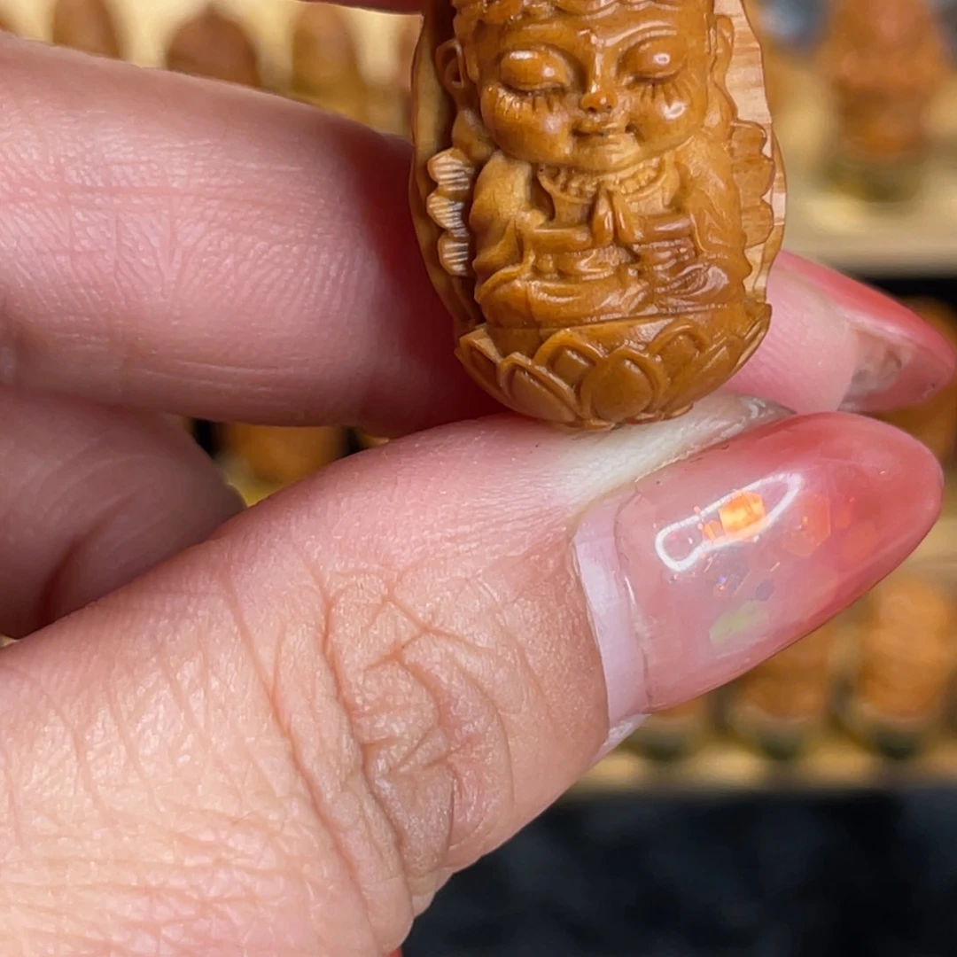 *****手串/手链橄榄核Q版千手观音返油