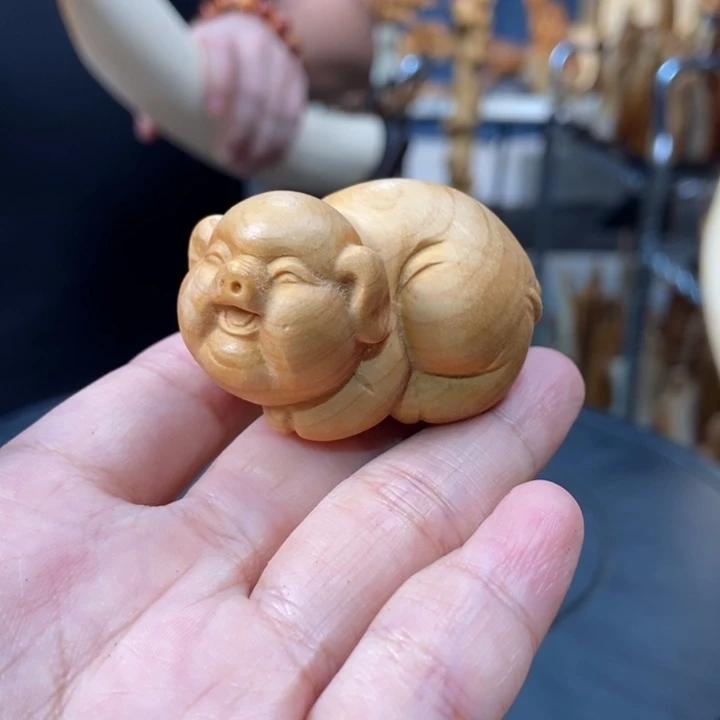 柏木（崖柏）手把件猪