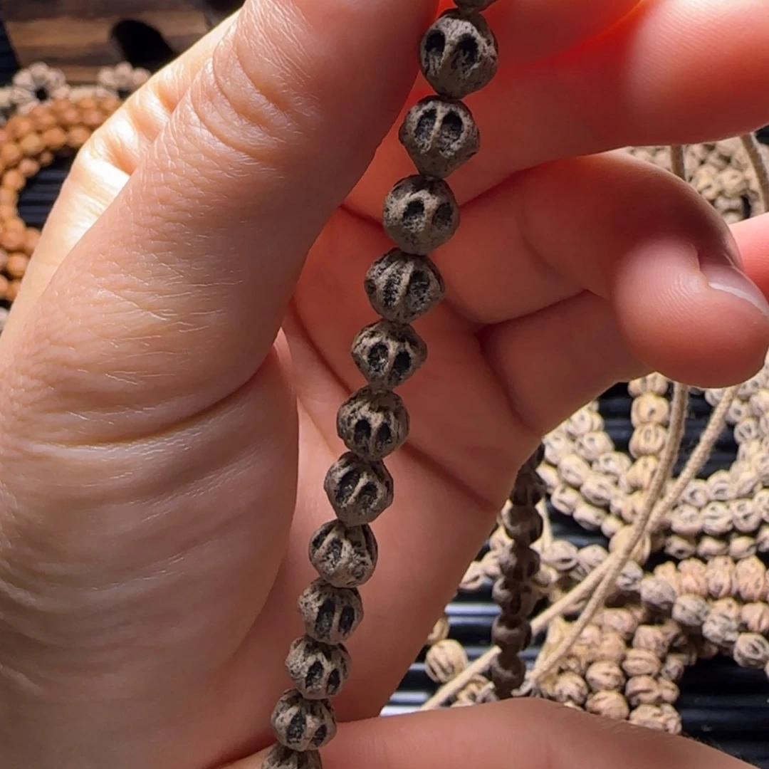 【闪购商品】吊坠柏香籽/百香籽开****.