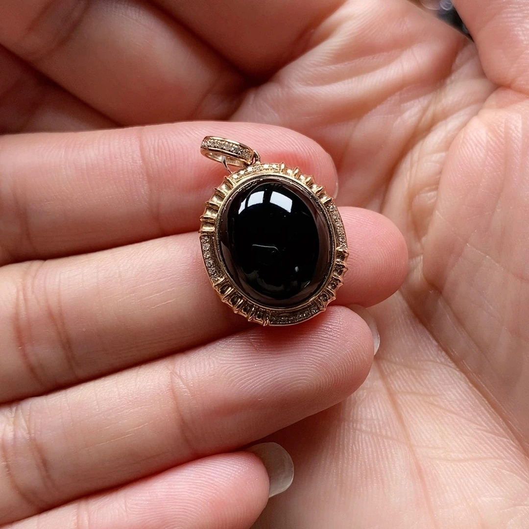 翡翠颈饰18K金镶嵌墨翠