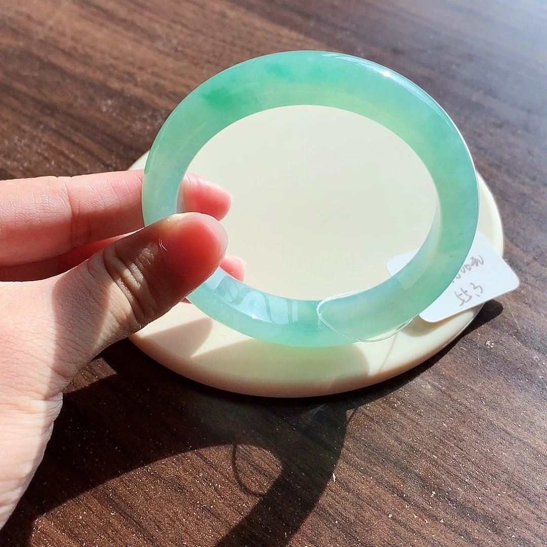 未镶嵌手镯翡翠冰胶甜绿飘花正圈手镯