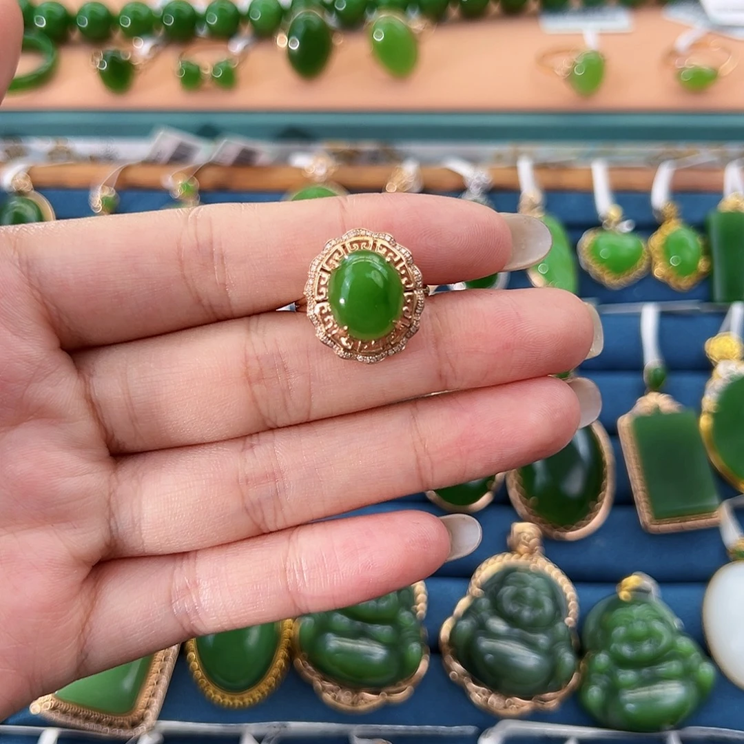 和田玉（碧玉）18K金镶嵌吊坠(不含链)苹果绿蛋面12*10