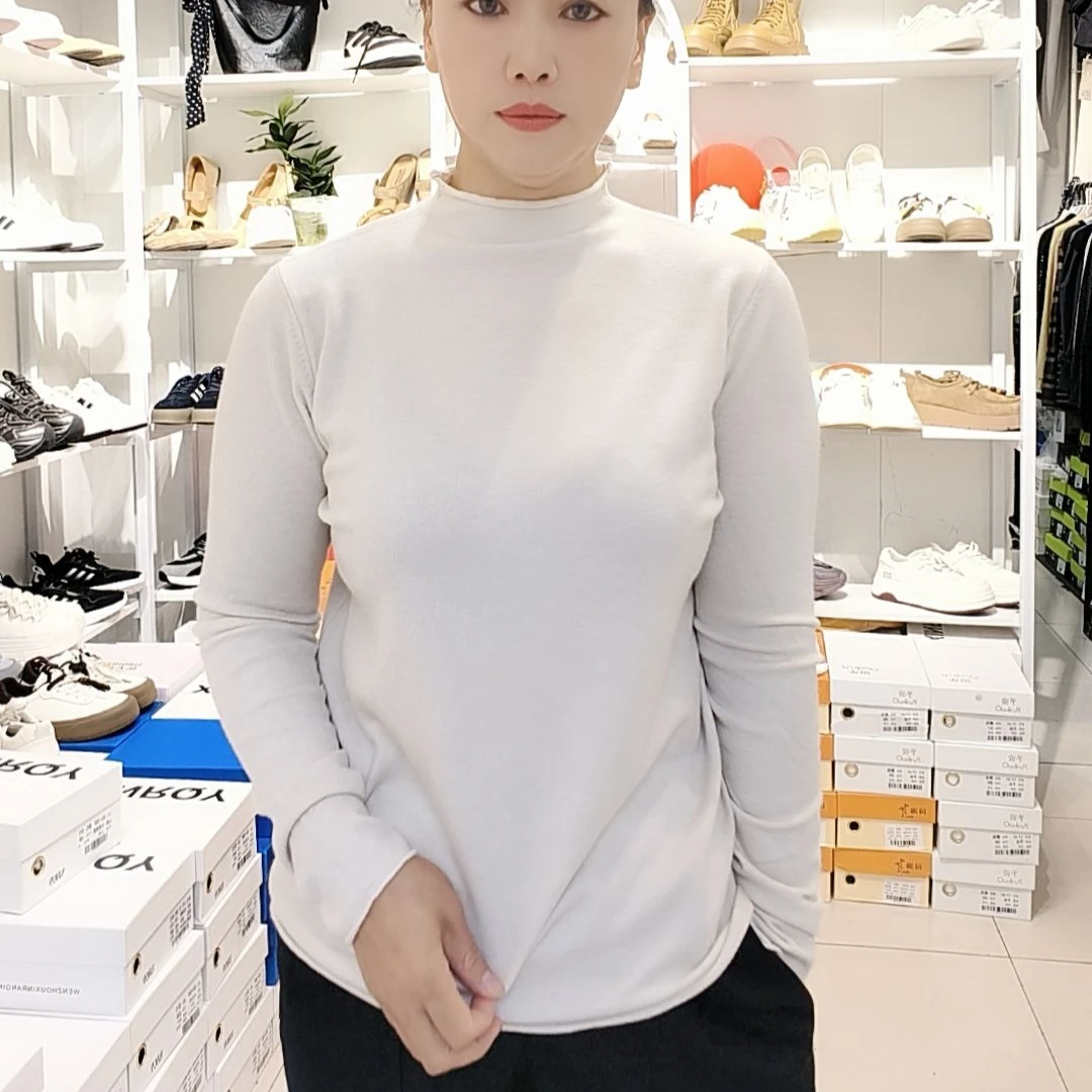 贵族家纯色半高领打底衫