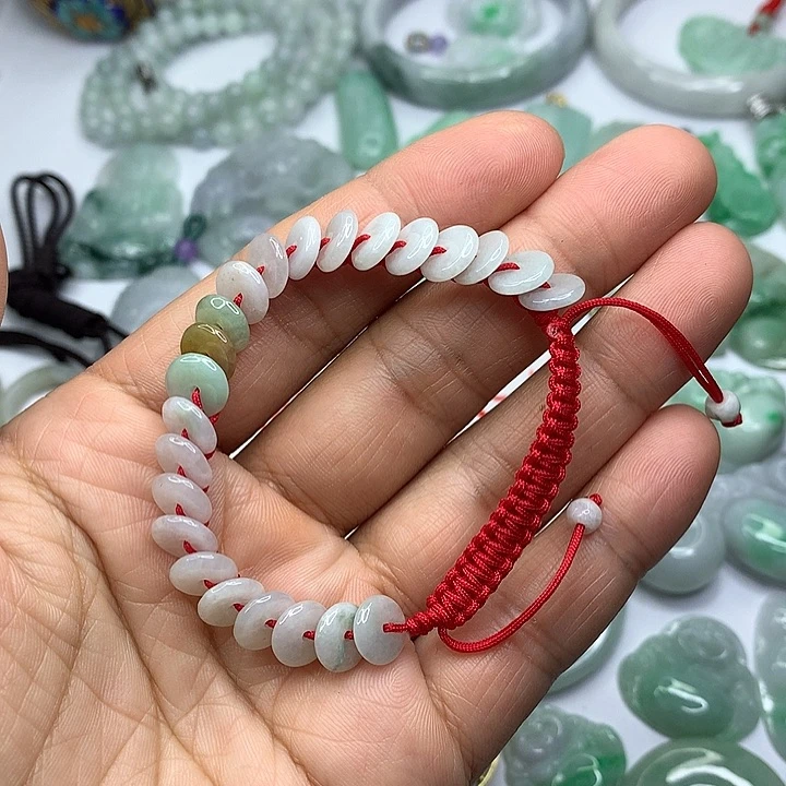 翡翠手链未镶嵌圈口可调节