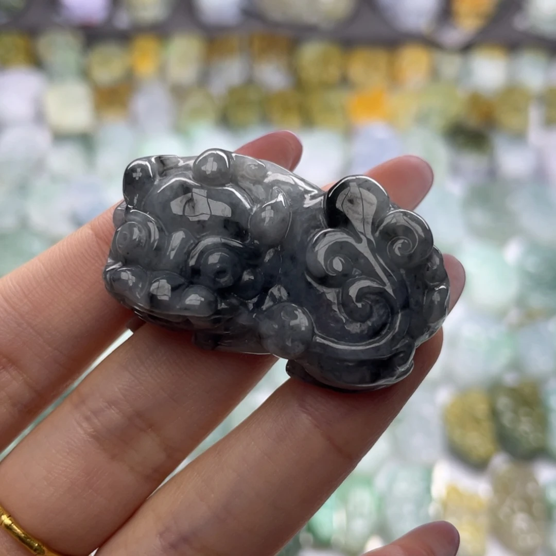 颈饰未镶嵌翡翠貔貅34