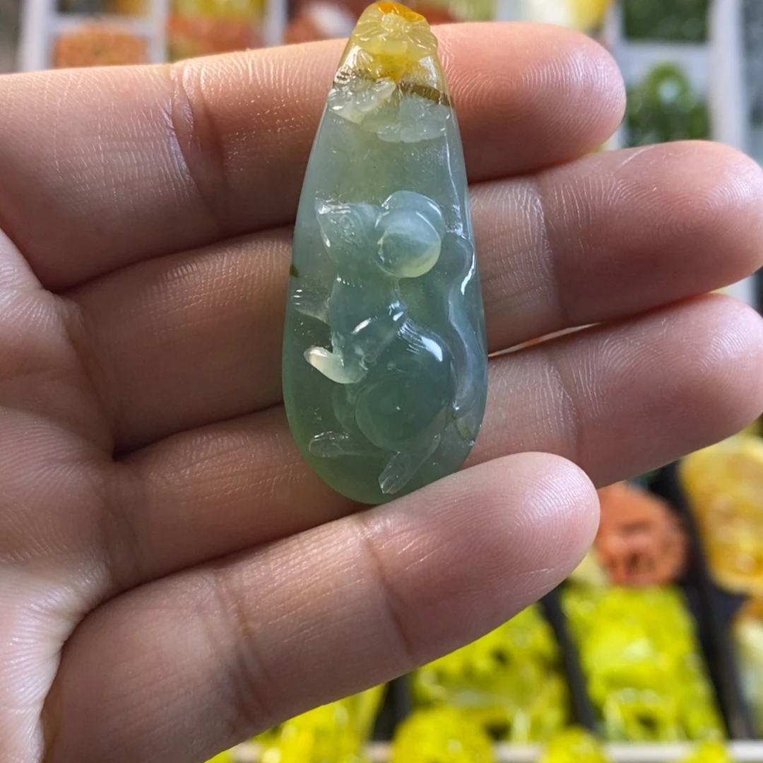 合金蛇纹石玉颈饰