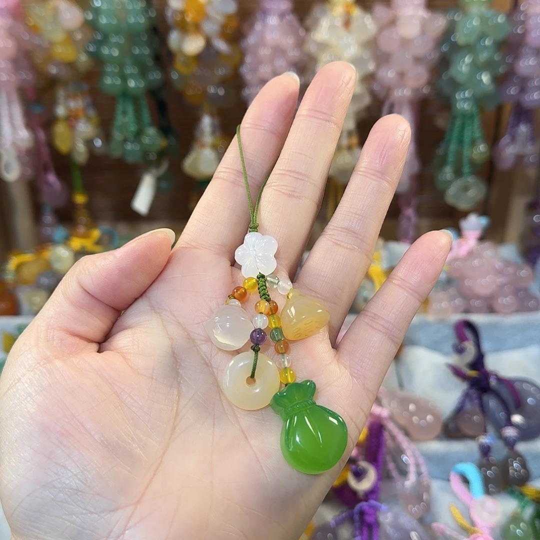 玛瑙/玉髓未镶嵌手机挂件