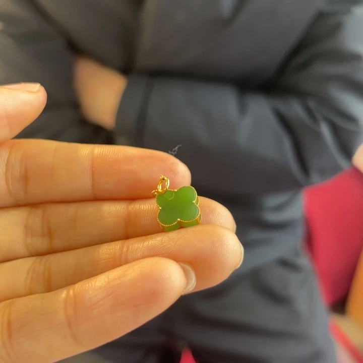 和田玉18K金镶嵌颈饰