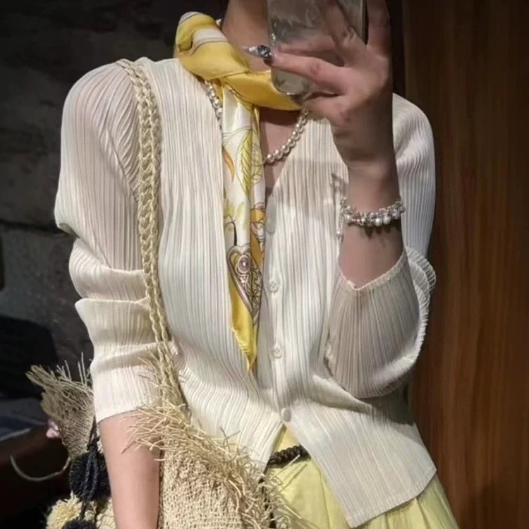 PLEATS OPTIONS蒲黎诗褶皱v领开衫单排扣设计气质百搭休闲衬衫