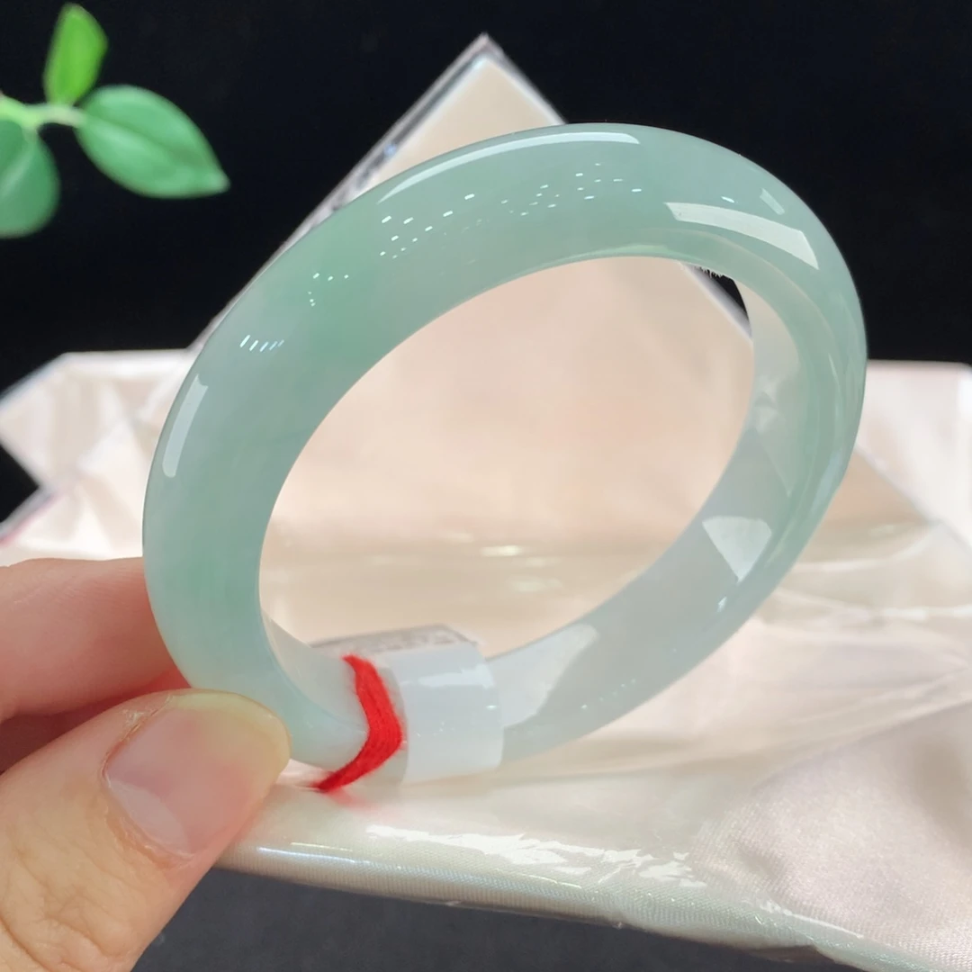 翡翠未镶嵌手镯0428