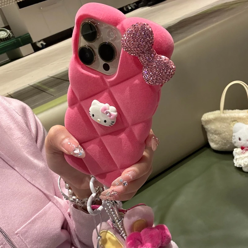 玫粉菱格蝴蝶结kt猫玩偶挂件适用iPhone16pro手机壳苹果15女款14