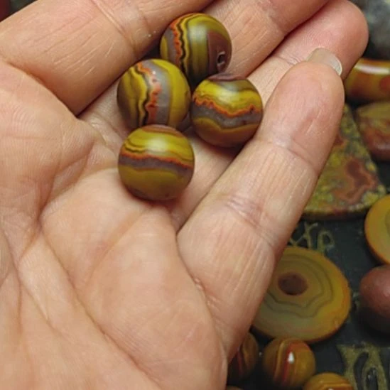 玛瑙/玉髓合金颈饰