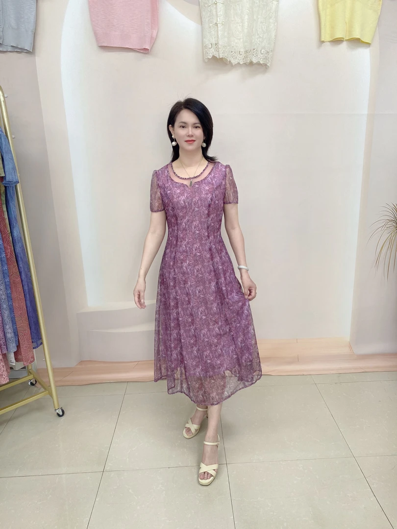 夏季洋气优雅V领不褪色高腰碎花连衣裙修身中长款紫色小香风裙子