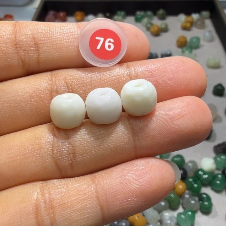 和田玉未镶嵌珠宝半成品