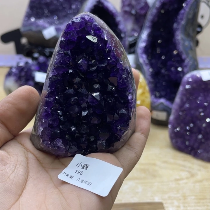 未镶嵌大型摆件（非配饰）紫晶