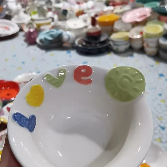 陶瓷默认微瑕满19米包邮一件