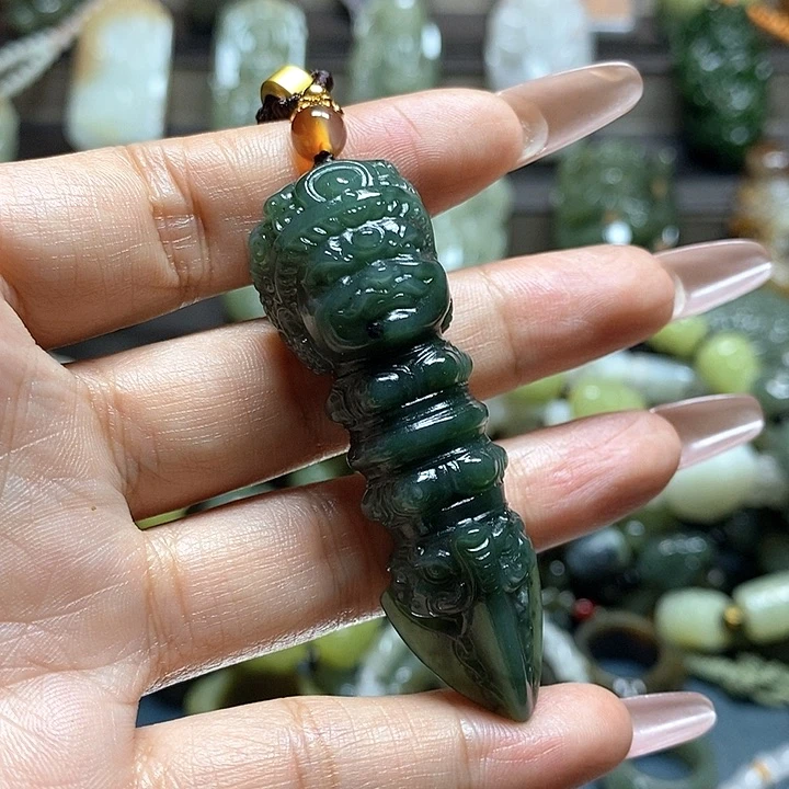 和田玉未镶嵌挂件