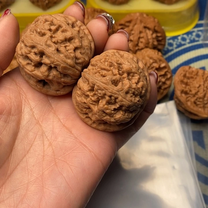 麦***赫吊坠桃核粗筋核桃