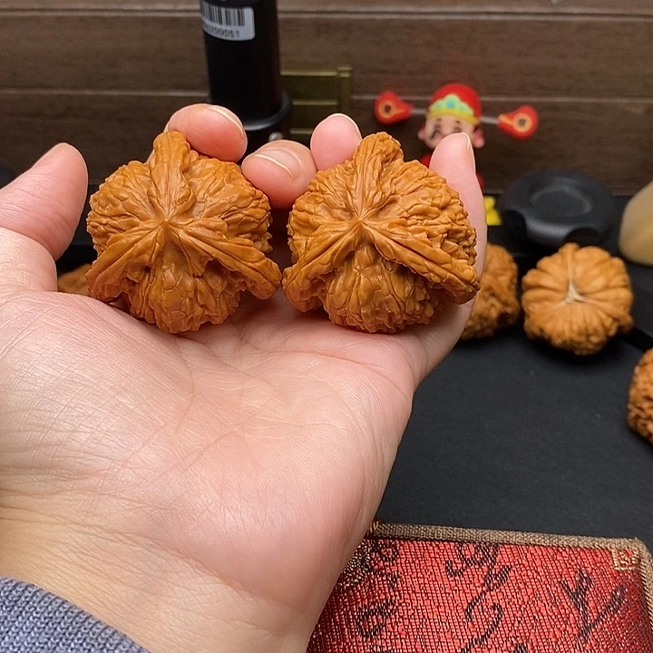 花***爷把件文玩核桃白奔