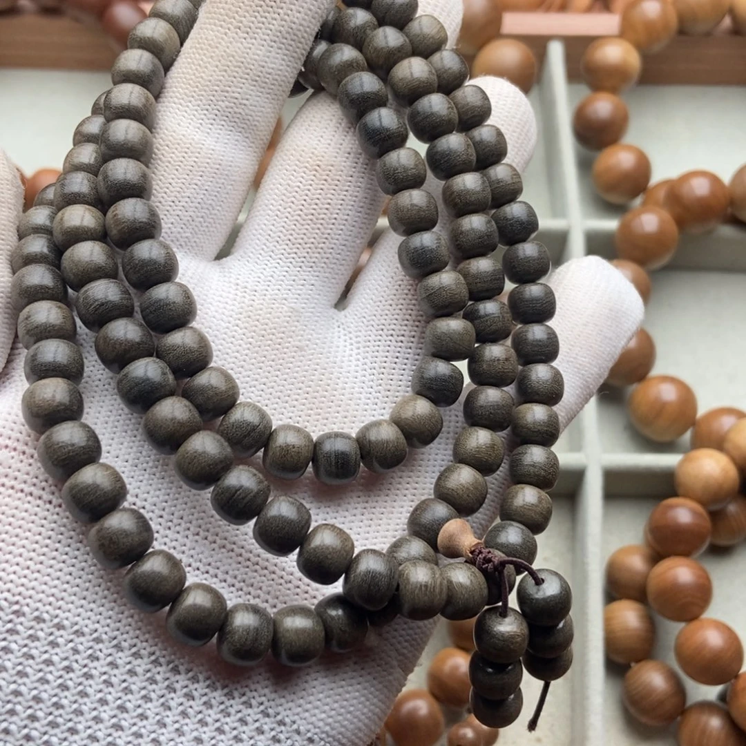 徐***立檀香木手串/手链7.8阴沉奶香念珠