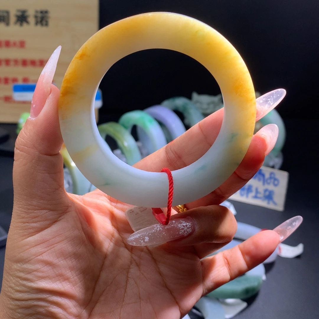 定制翡翠未镶嵌贵妃