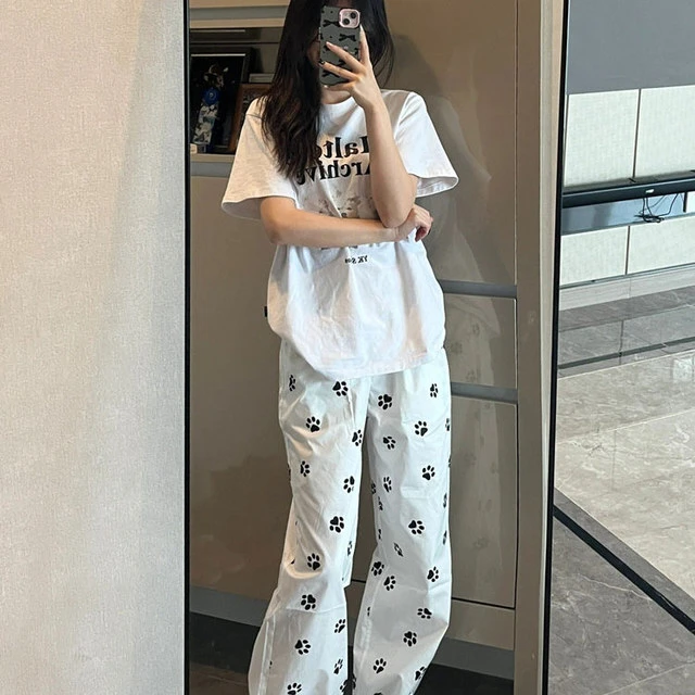 可爱狗脚印白色裤子女夏季薄款2025新款小个子宽松直筒休闲阔腿裤