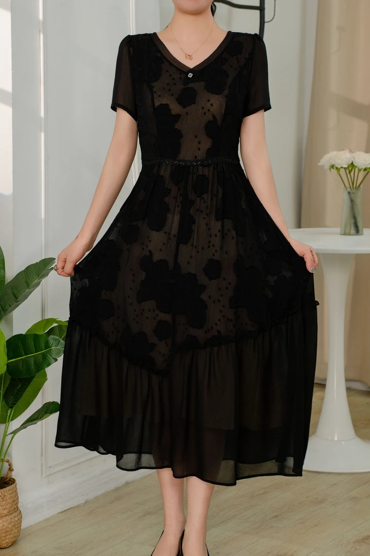 雪纺网纱连衣裙修身显瘦2025年夏季妈妈气质减龄黑色蕾丝蛋糕裙子