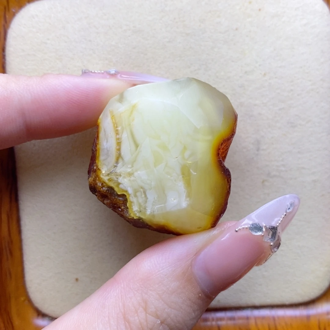 钢***定制琥珀未镶嵌陈