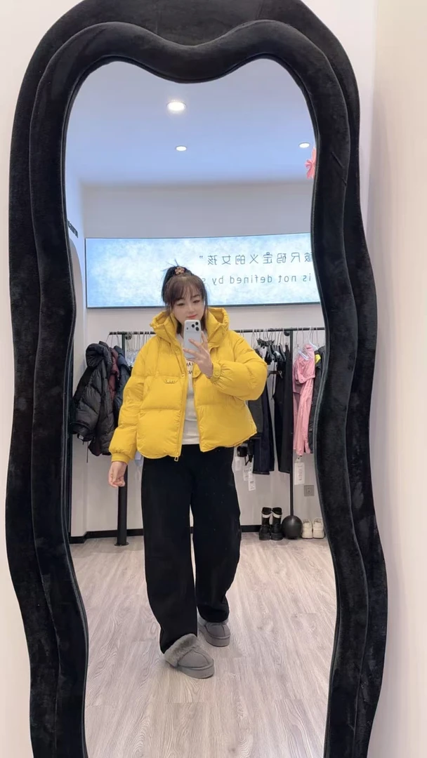 2025范031冬季新款洋气3色羽绒服