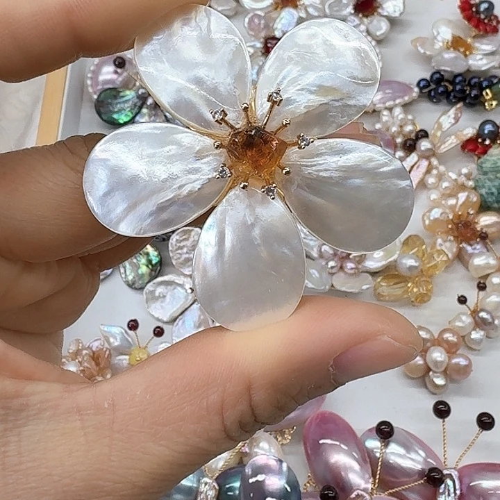 淡水珍珠胸饰银S925镶嵌1*月