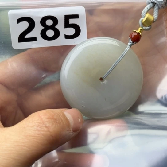 和田玉未镶嵌珠宝半成品