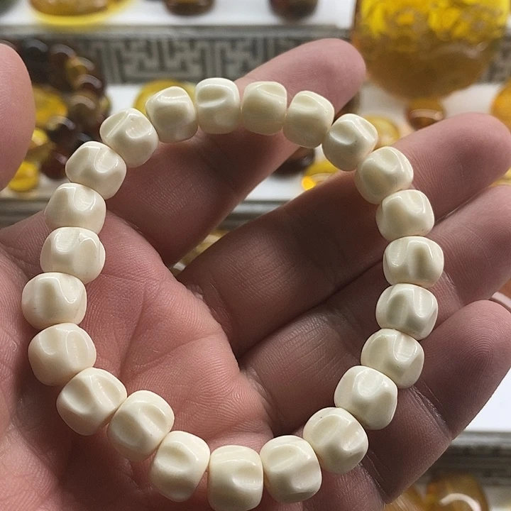 琥珀珠宝奇石未镶嵌?****?手穿