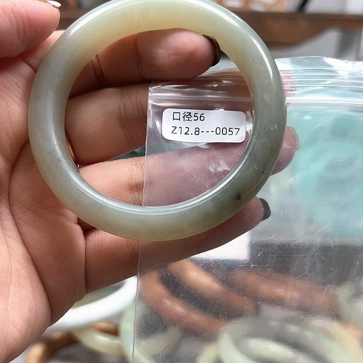合金蛇纹石玉手镯
