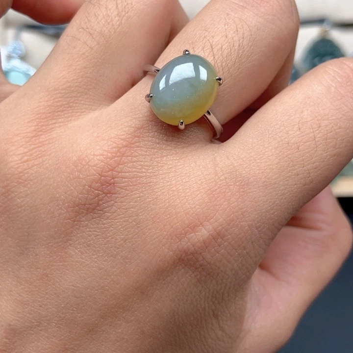 翡翠未镶嵌戒指戒指