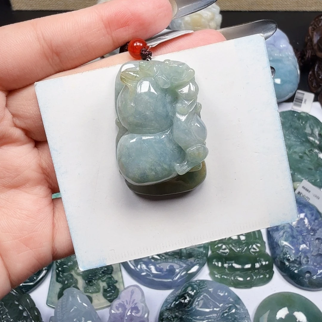 翡翠未镶嵌挂件翡翠