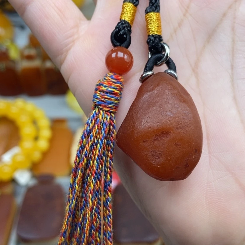 【闪购商品】琥珀颈饰未镶嵌