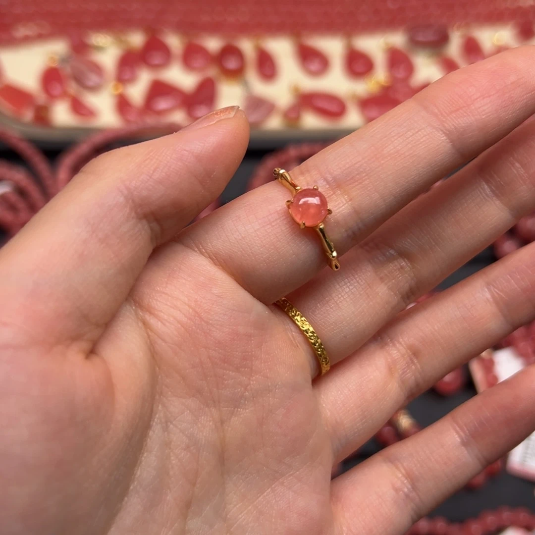 菱锰矿未镶嵌戒指叶