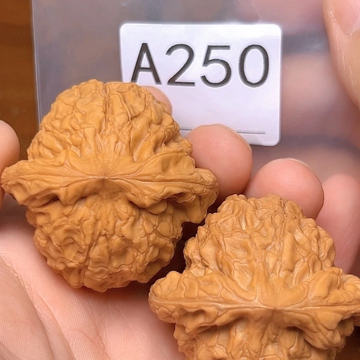 吊坠文玩核桃47龙鼎
