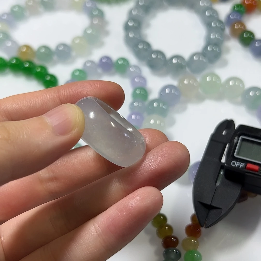 未镶嵌定制翡翠挂件