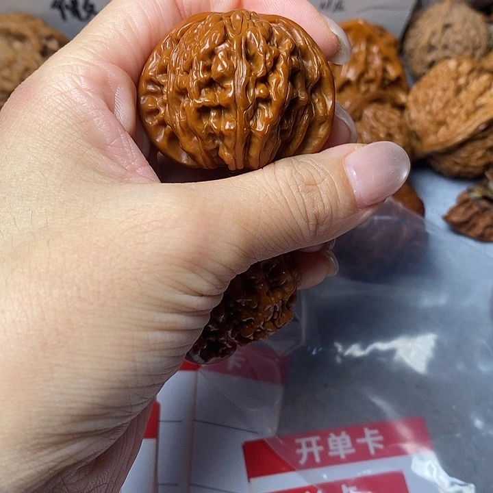 文玩核桃吊坠四座楼