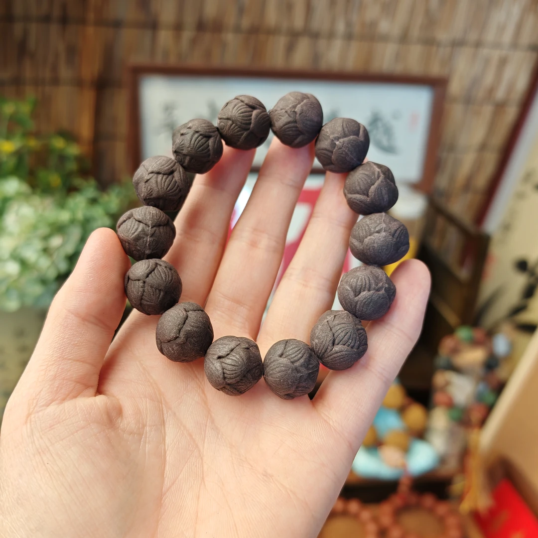 雪中春信貔貅财神百财莲花珠