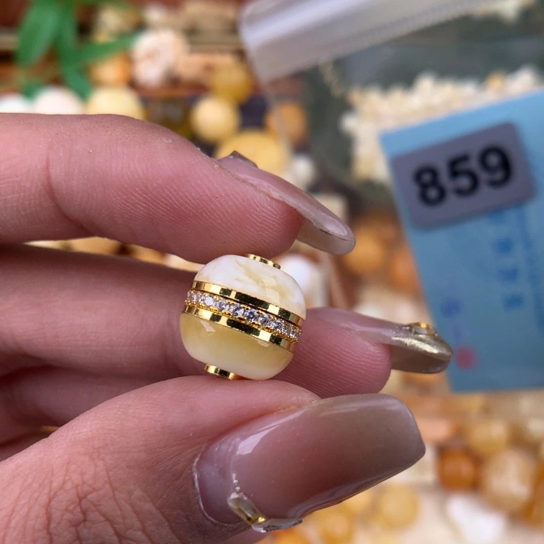 琥珀珠宝奇石未镶嵌12.2