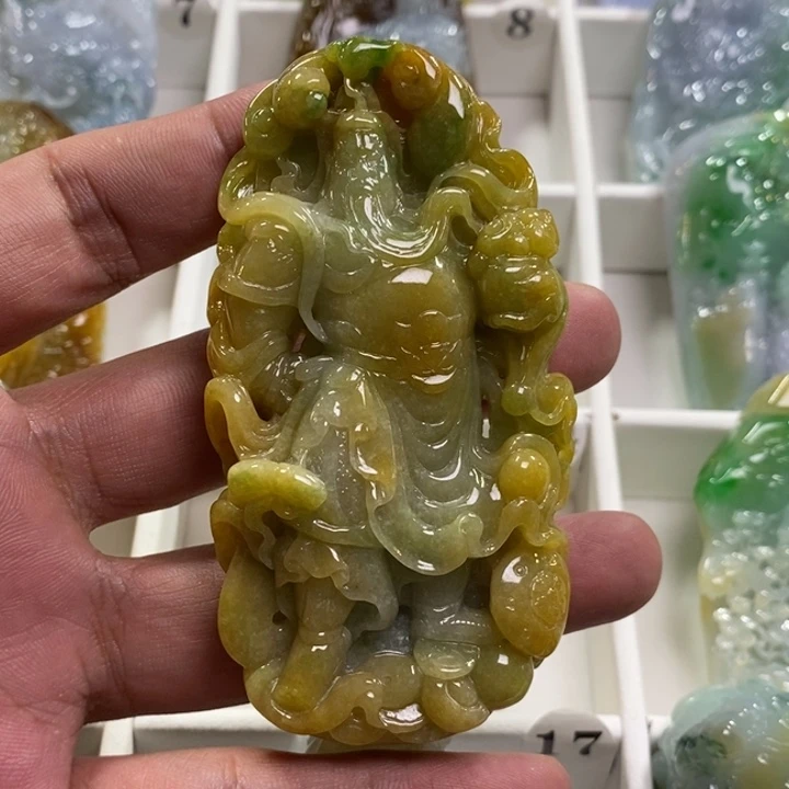 颈饰未镶嵌翡翠关公