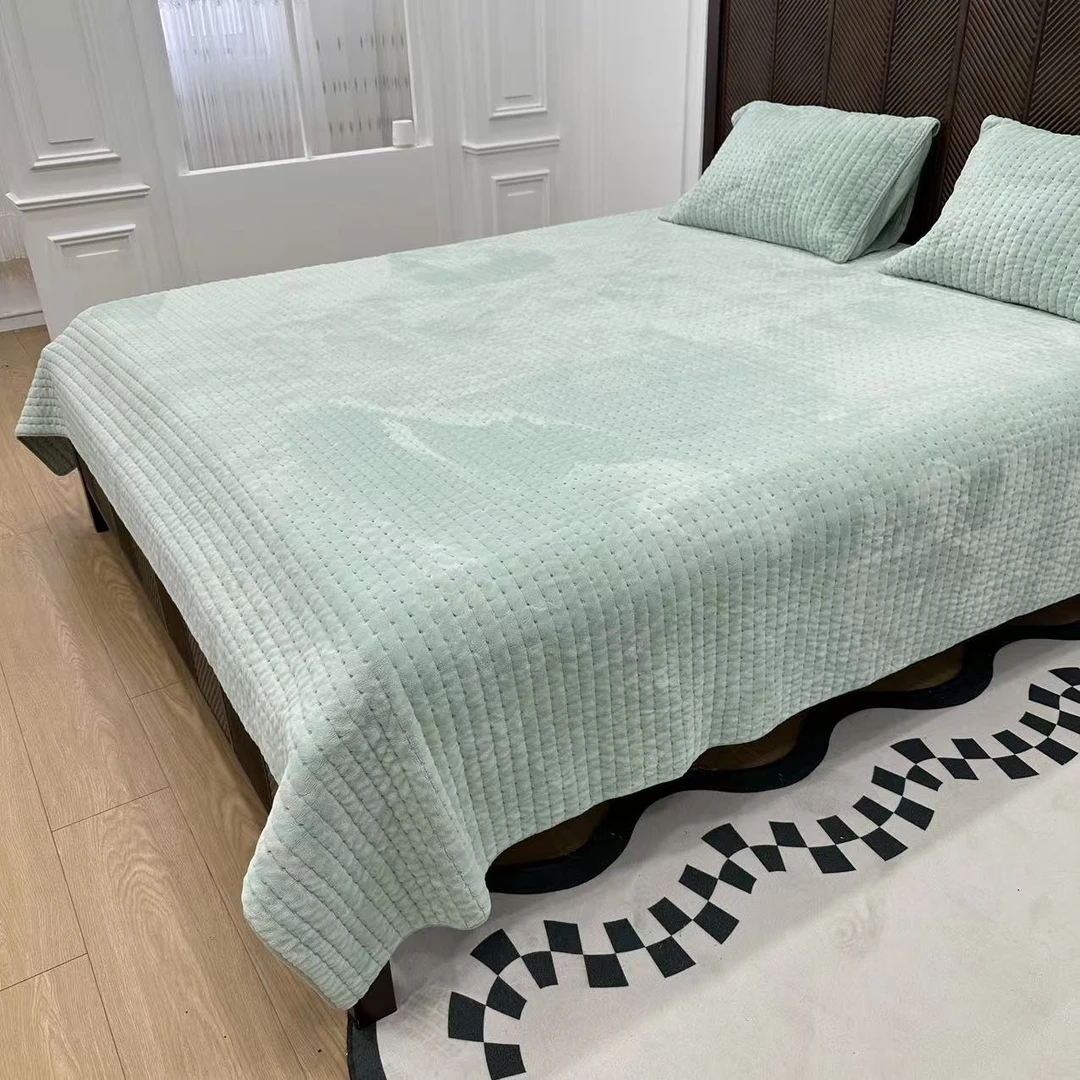 2号店(绒＋棉）米粒绣加厚肉叽感保暖牛奶绒夹棉床盖多功能可铺可盖