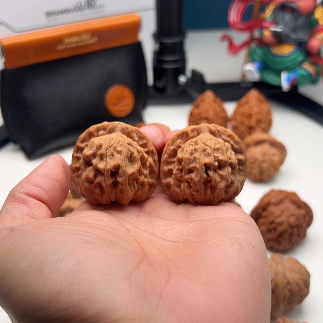 吊坠文玩核桃一代天地