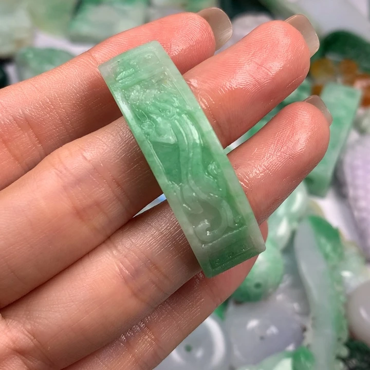 定制翡翠未镶嵌翡翠